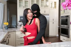 Cho đồng nghiệp ở nhờ và cái kết