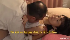 Giày cao gót lụa đen chân dài ngực to